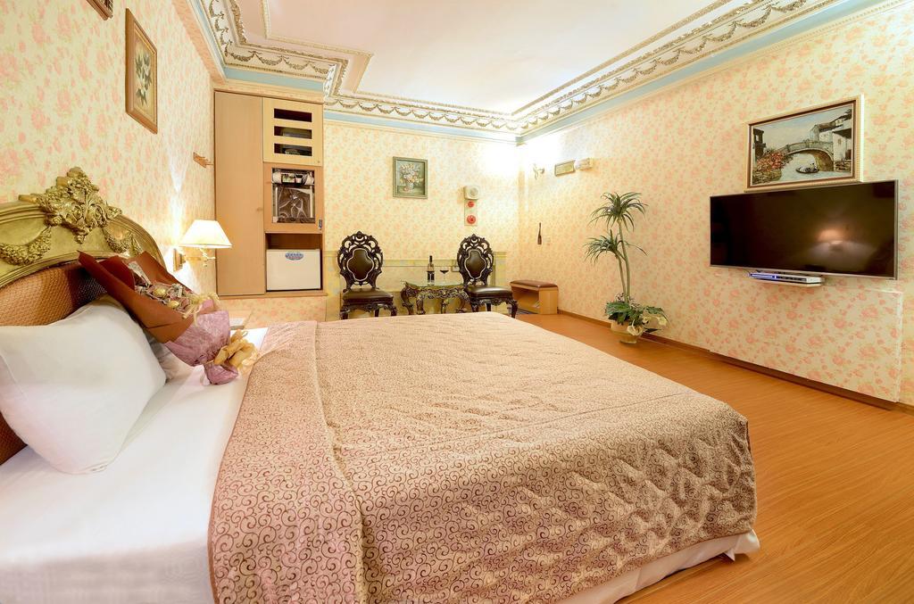 Holland Village Motel Tainan Exterior foto